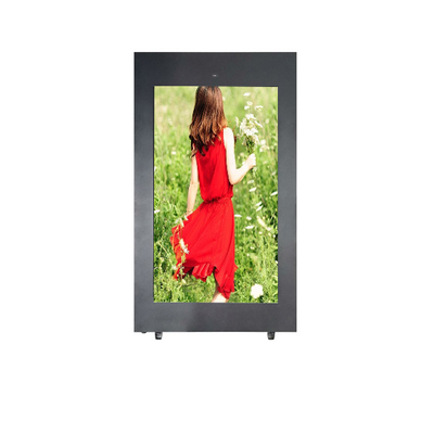 2500 Nits 32in Outdoor Digital Signage Displays IP65 Standing Kiosk